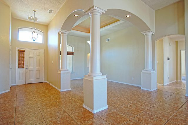 6628 Kalgan Road NE, Rio Rancho, NM 87144