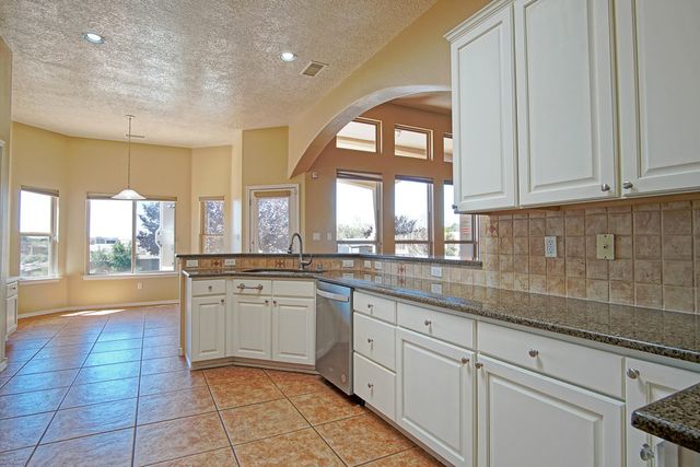 6628 Kalgan Road NE, Rio Rancho, NM 87144