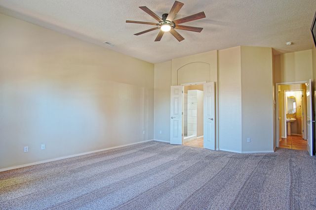 6628 Kalgan Road NE, Rio Rancho, NM 87144