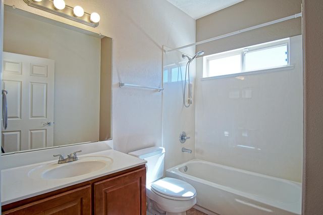 6628 Kalgan Road NE, Rio Rancho, NM 87144