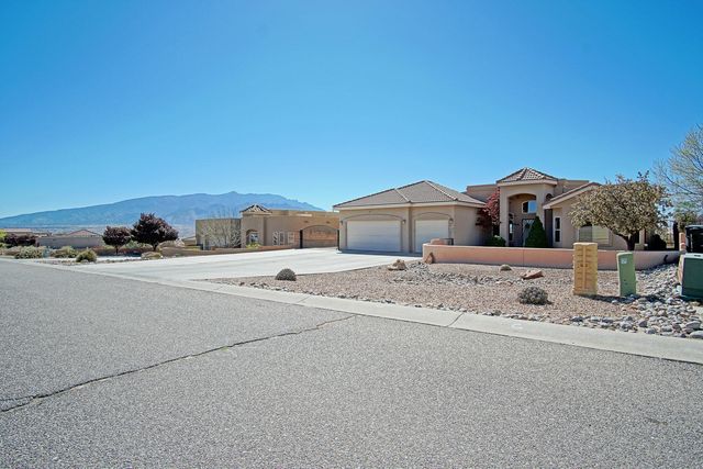 6628 Kalgan Road NE, Rio Rancho, NM 87144