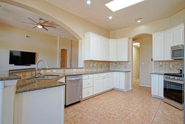 6628 Kalgan Road NE, Rio Rancho, NM 87144