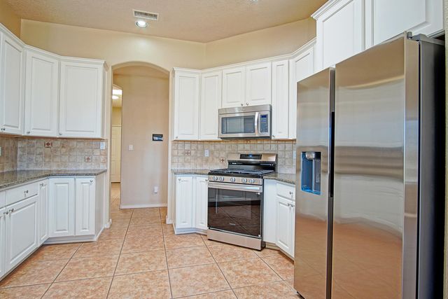 6628 Kalgan Road NE, Rio Rancho, NM 87144