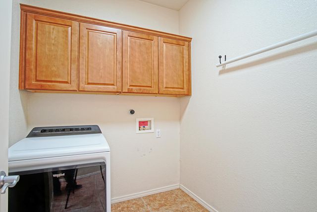 6628 Kalgan Road NE, Rio Rancho, NM 87144