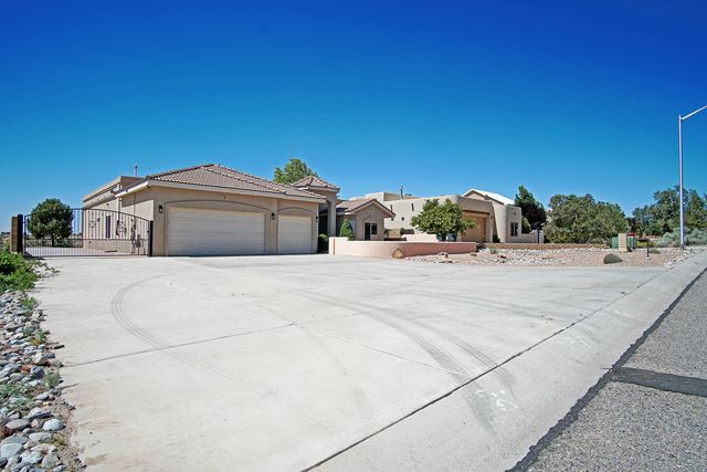 6628 Kalgan Road NE, Rio Rancho, NM 87144