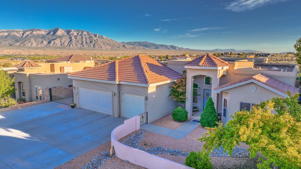 6628 Kalgan Road NE, Rio Rancho, NM 87144