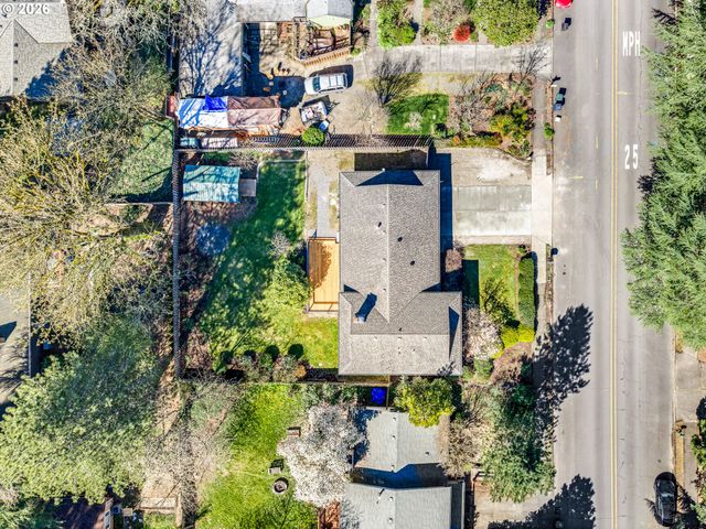 2536 DEBOK Rd, West Linn, OR 97068