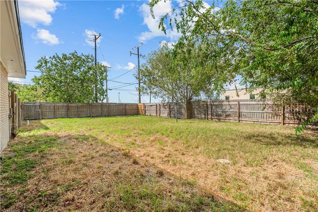 2575 San Angelo Ave, Ingleside, TX 78362
