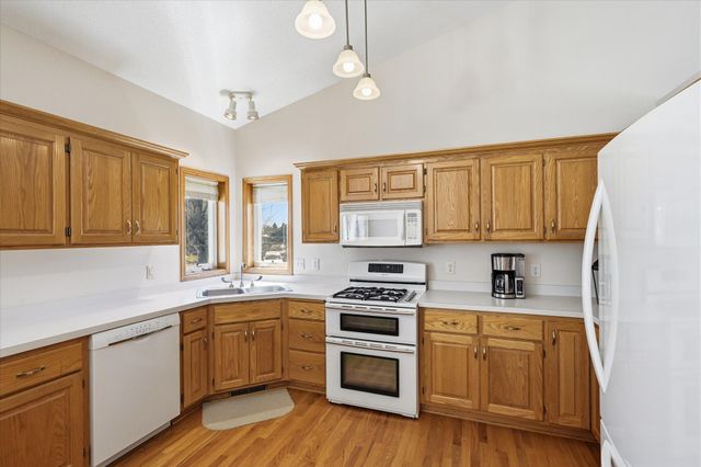 10004 Fallgold Parkway N, Brooklyn Park, MN 55443