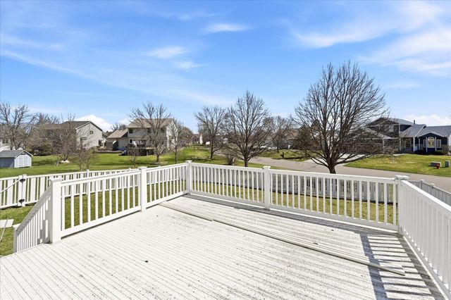 10004 Fallgold Parkway N, Brooklyn Park, MN 55443