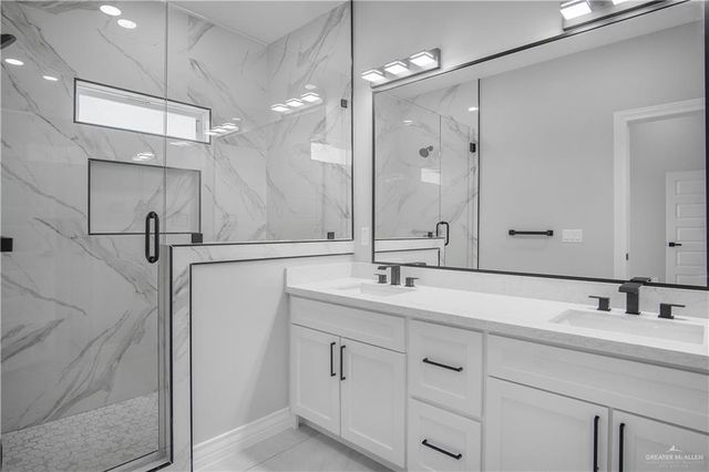 3560 Las Brisas Street, Edinburg, TX 78542