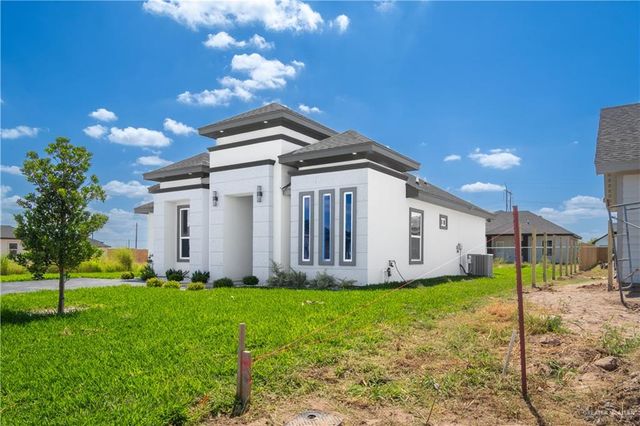 3560 Las Brisas Street, Edinburg, TX 78542