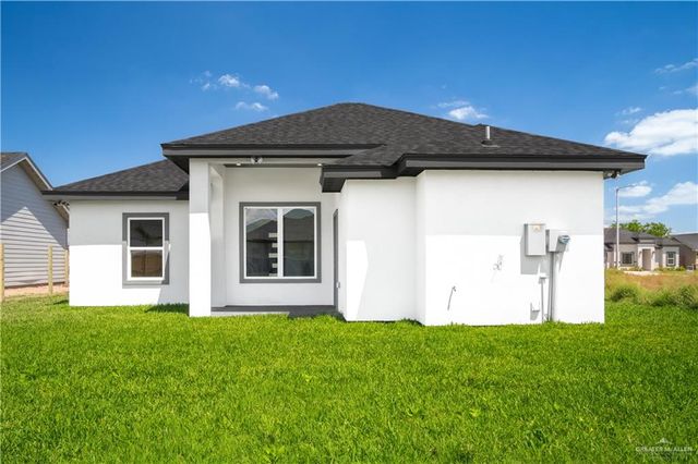 3560 Las Brisas Street, Edinburg, TX 78542