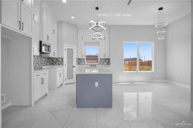 3560 Las Brisas Street, Edinburg, TX 78542