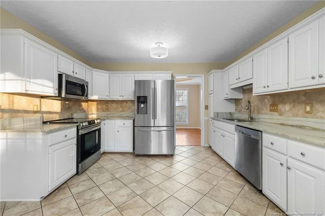 6305 Nakoma Way, Fayetteville, NC 28306