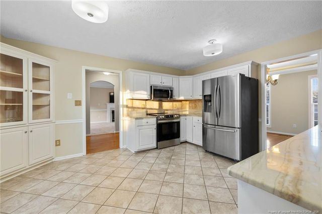 6305 Nakoma Way, Fayetteville, NC 28306