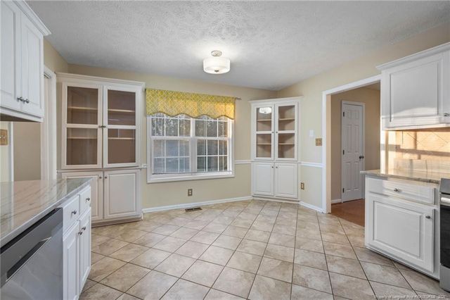 6305 Nakoma Way, Fayetteville, NC 28306