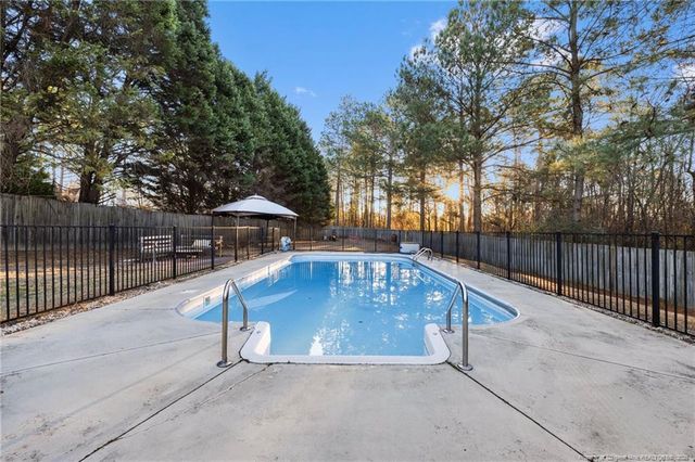 6305 Nakoma Way, Fayetteville, NC 28306