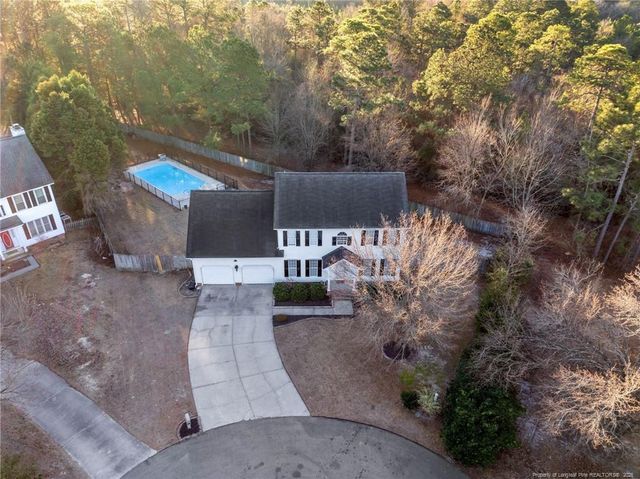 6305 Nakoma Way, Fayetteville, NC 28306