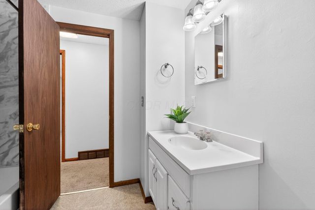 730 Penny Court, Gahanna, OH 43230