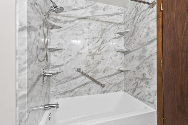 730 Penny Court, Gahanna, OH 43230