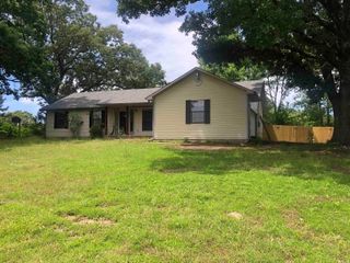 4159 Salt Creek Rd, Benton, AR 72019