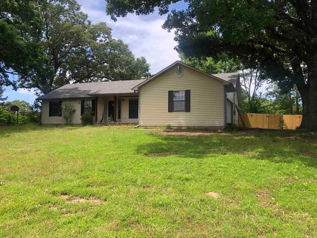 4159 Salt Creek Rd, Benton, AR 72019