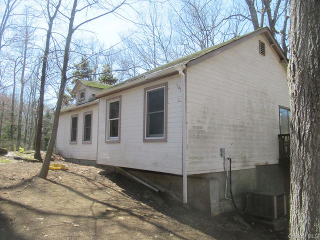 58 Hillside Drive, Mahopac, NY 10541
