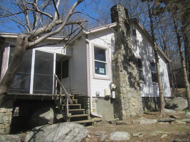 58 Hillside Drive, Mahopac, NY 10541