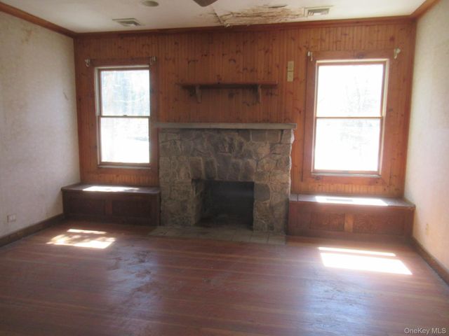 58 Hillside Drive, Mahopac, NY 10541