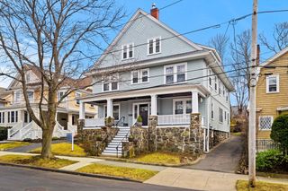 133 Elmwood Rd 2, Swampscott, MA 01907