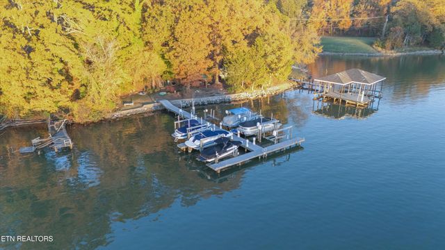 3200 Keller Bend Rd, Knoxville, TN 37922