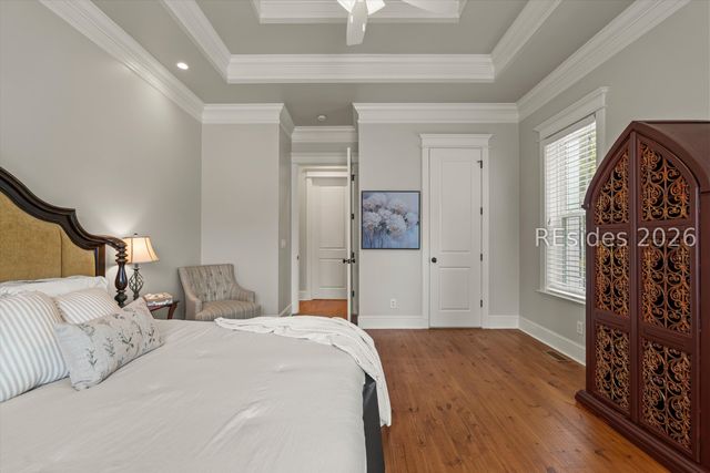 94 Gautier Pl, Beaufort, SC 29902