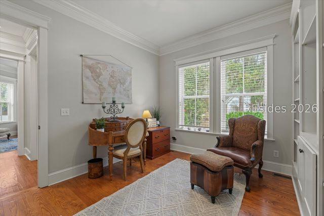 94 Gautier Pl, Beaufort, SC 29902