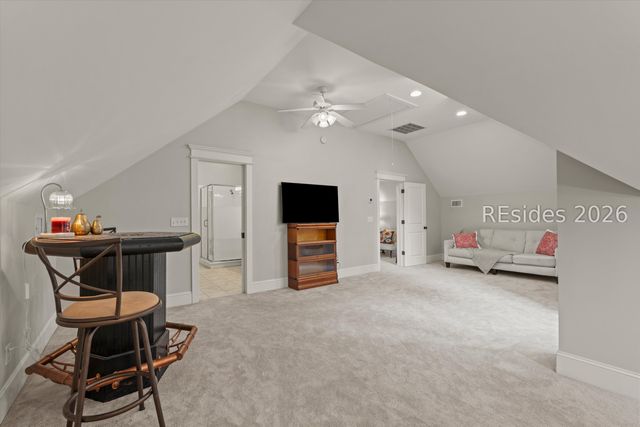 94 Gautier Pl, Beaufort, SC 29902