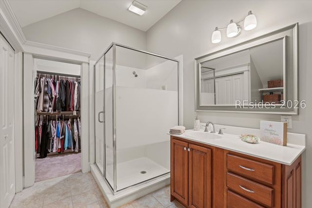 94 Gautier Pl, Beaufort, SC 29902