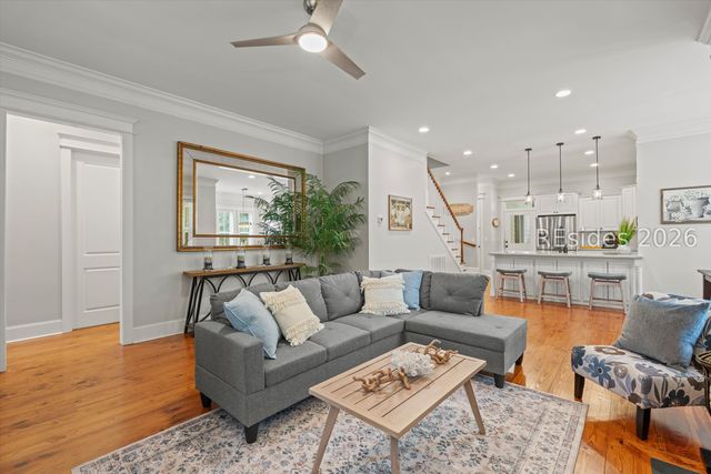 94 Gautier Pl, Beaufort, SC 29902