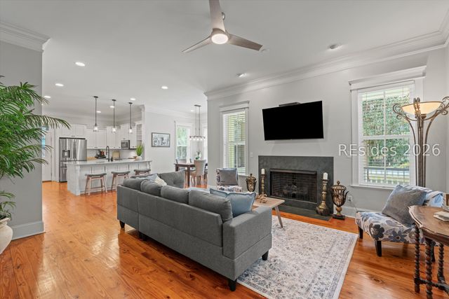 94 Gautier Pl, Beaufort, SC 29902