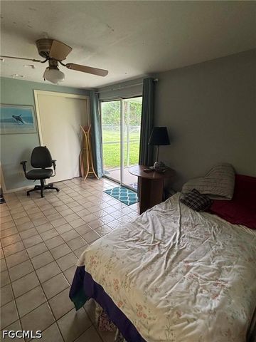 1517 SE 42nd ST, Cape Coral, FL 33904
