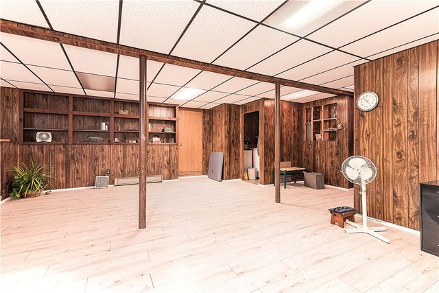 72 Janet Court, Warwick, RI 02886