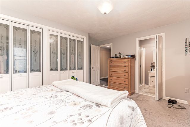 72 Janet Court, Warwick, RI 02886