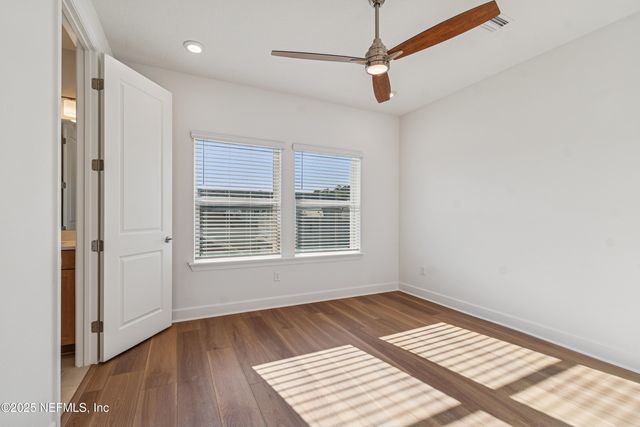 11924 GENERATIONS Avenue, Jacksonville, FL 32224