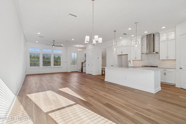 11924 GENERATIONS Avenue, Jacksonville, FL 32224