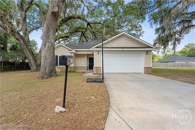 37 Douglas Road, Allenhurst, GA 31301
