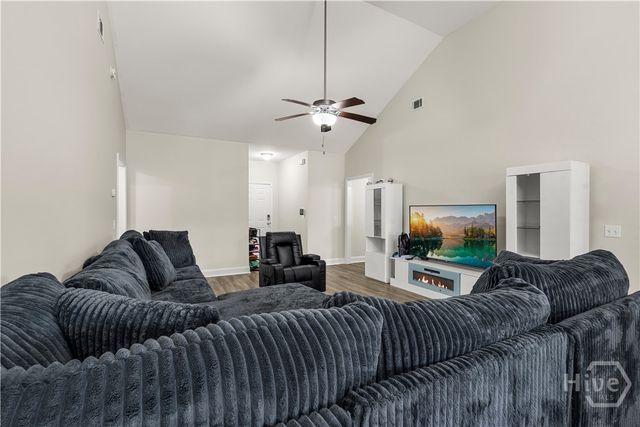 37 Douglas Road, Allenhurst, GA 31301