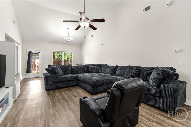 37 Douglas Road, Allenhurst, GA 31301