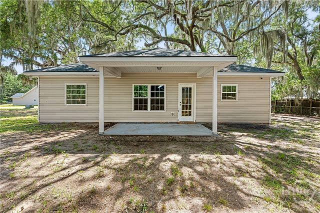 37 Douglas Road, Allenhurst, GA 31301