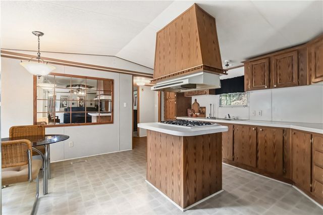 14728 Esculapia Hollow Road, Rogers, AR 72758