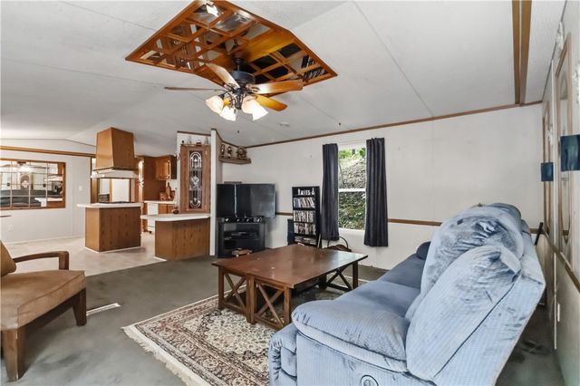 14728 Esculapia Hollow Road, Rogers, AR 72758