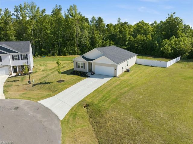 214 Jack Rabbit Court, Lexington, NC 27292